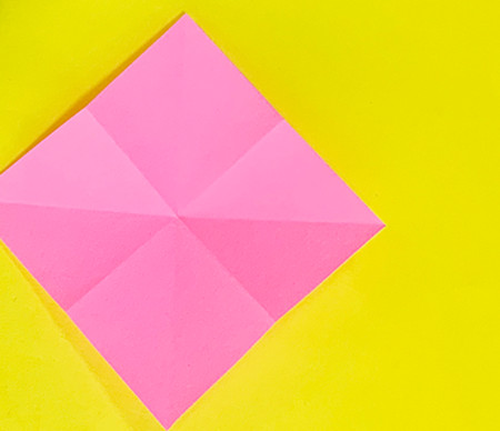 电话怎么折?电话的折法简单又漂亮(电话折纸附图解)插图2 电话怎么折?电话的折法简单又漂亮(电话折纸附图解)