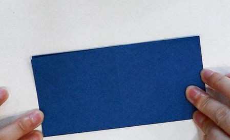 裤子怎么折？裤子的折法简单又漂亮（裤子折纸附图解）