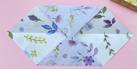 购物袋怎么折?购物袋的折法简单又漂亮(购物袋折纸附图解)插图2 购物袋怎么折?购物袋的折法简单又漂亮(购物袋折纸附图解)