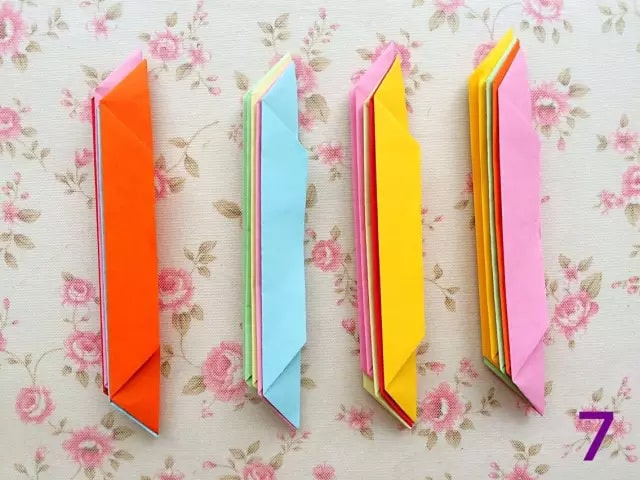 五彩莲花怎么折？五彩莲花的折法简单又漂亮（五彩莲花折纸附图解）