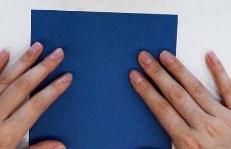 裤子怎么折？裤子的折法简单又漂亮（裤子折纸附图解）