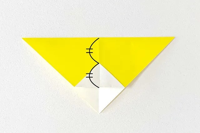 虎年纸老虎怎么折?纸老虎的折法简单又漂亮(纸老虎折纸附图解)插图12 虎年纸老虎怎么折?纸老虎的折法简单又漂亮(纸老虎折纸附图解)