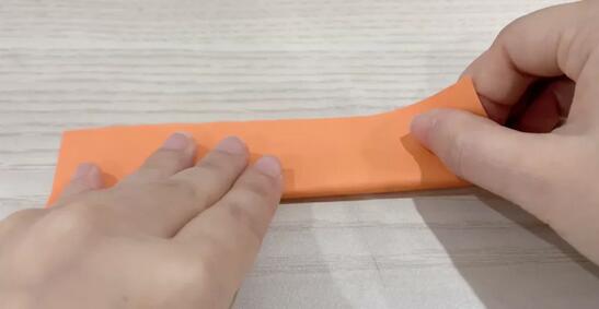 宝莲灯怎么折？宝莲灯的折法简单又漂亮（宝莲灯折纸附图解）