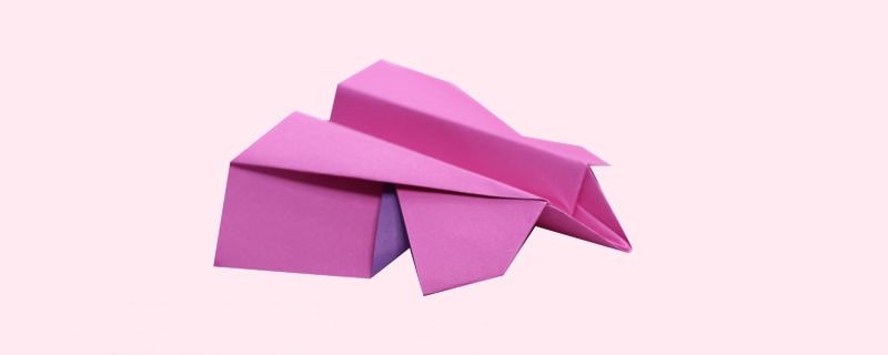 旋转纸飞机怎么折?旋转纸飞机的折法简单又漂亮(旋转纸飞机折纸附图解)