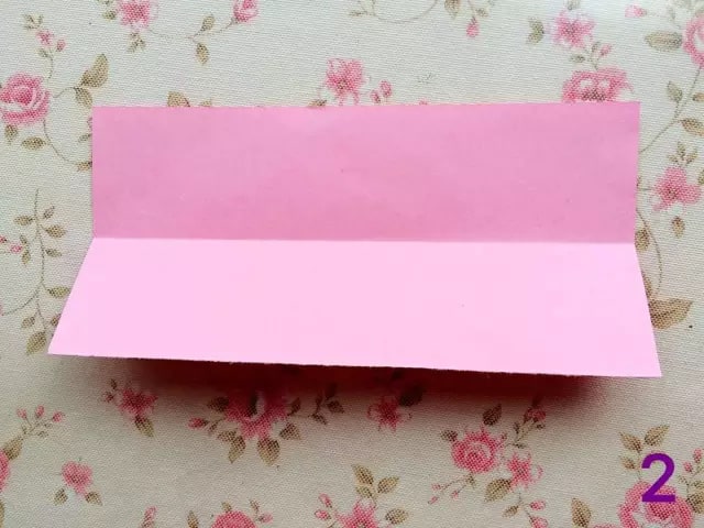 五彩莲花怎么折？五彩莲花的折法简单又漂亮（五彩莲花折纸附图解）