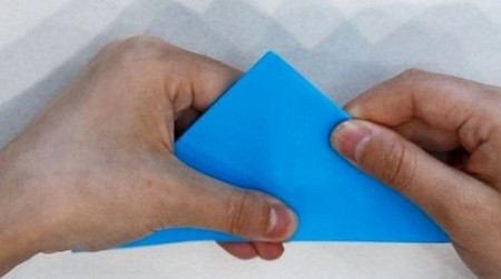 乌篷船怎么折?乌篷船的折法简单又漂亮(乌篷船折纸附图解)插图2 乌篷船怎么折?乌篷船的折法简单又漂亮(乌篷船折纸附图解)