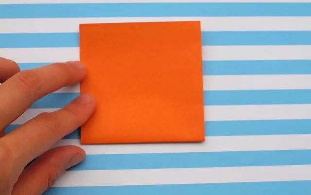 甜筒怎么折?甜筒的折法简单又漂亮(甜筒折纸附图解)插图2 甜筒怎么折?甜筒的折法简单又漂亮(甜筒折纸附图解)