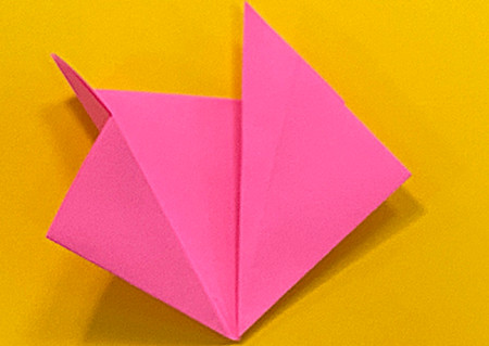 公主裙怎么折?公主裙的折法简单又漂亮(公主裙折纸附图解)插图4 公主裙怎么折?公主裙的折法简单又漂亮(公主裙折纸附图解)