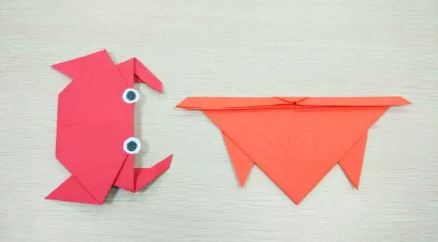 螃蟹怎么折?螃蟹的折法简单又漂亮(螃蟹折纸附图解)插图10 螃蟹怎么折?螃蟹的折法简单又漂亮(螃蟹折纸附图解)