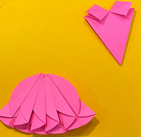 公主裙怎么折?公主裙的折法简单又漂亮(公主裙折纸附图解)插图15 公主裙怎么折?公主裙的折法简单又漂亮(公主裙折纸附图解)