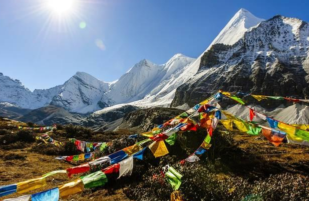 「世界自然地理之最」世界上海拔最高的高原——青藏高原（世界屋脊）