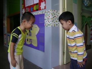 幼儿园中班懂礼貌教案插图2 幼儿园中班懂礼貌教案