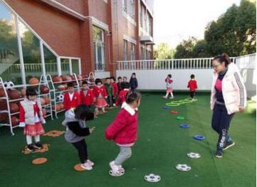 幼儿园小兔跳跳跳教案插图1 幼儿园小兔跳跳跳教案
