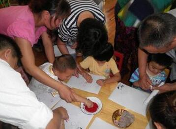 幼儿园中班七彩泡泡科学教案插图2 幼儿园中班七彩泡泡科学教案