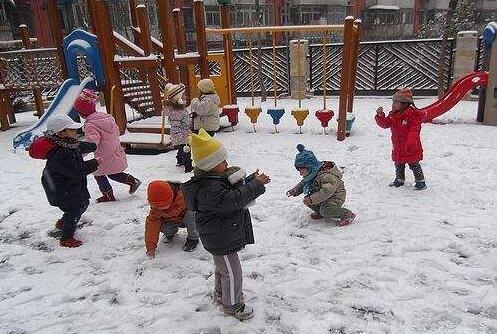 大降温,为了孩子健康,这10件事别让孩子做插图4 大降温,为了孩子健康,这10件事别让孩子做