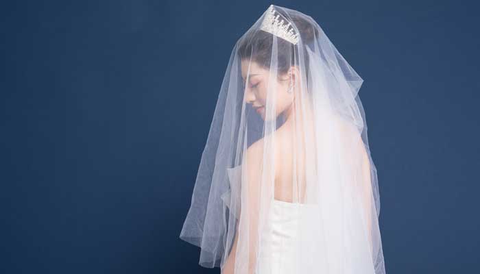 女大三抱金砖的下一句 女大三抱金砖的下一句是什么插图3 女大三抱金砖的下一句 女大三抱金砖的下一句是什么