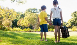 五一踏青简短句子 适合五一踏青的句子插图 五一踏青简短句子 适合五一踏青的句子