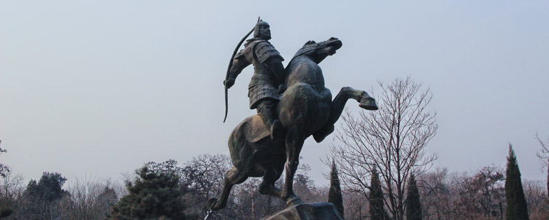 胡服最早由谁引进中原 胡服最早由哪个皇帝引入中原插图1 胡服最早由谁引进中原 胡服最早由哪个皇帝引入中原