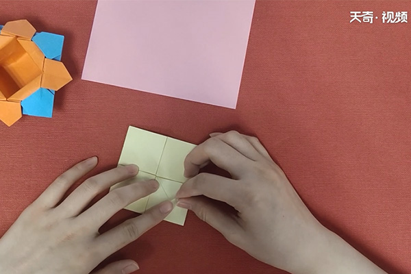 花盒子怎么折插图3 花盒子怎么折