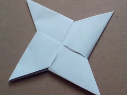 手工折纸飞镖的折法图解简单又漂亮