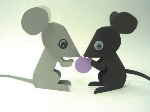 「儿童剪纸手工游戏:动物篇」:机灵的小老鼠,小老鼠怎么剪?